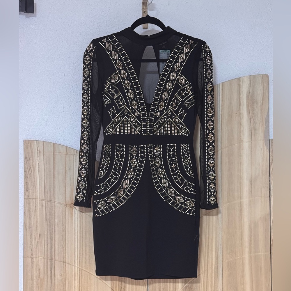 NWT Fashion Magazine Black and Gold Long Sleeve Dress